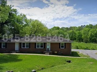 1005-1007 Chickasaw Trl, Columbia, TN 38401