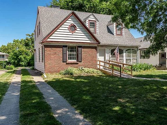2nd image of 2203 Benderwirt Ave