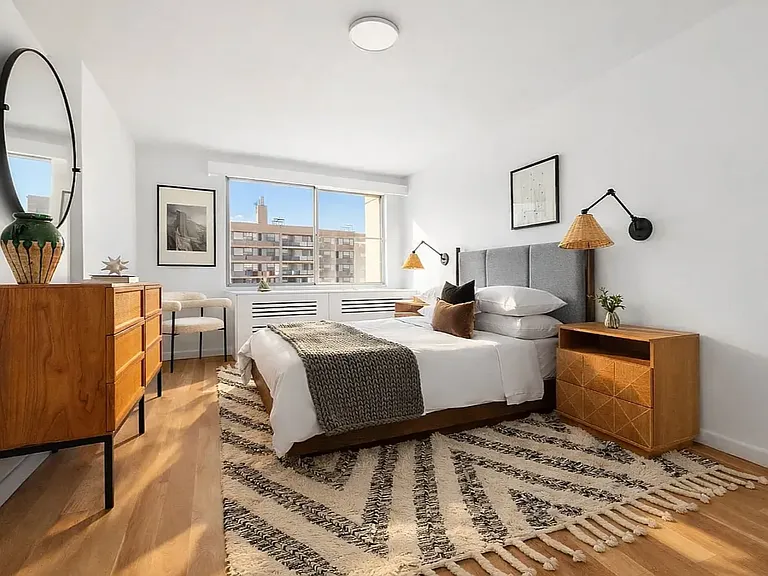 721 Columbus Ave #8H — Photo 3