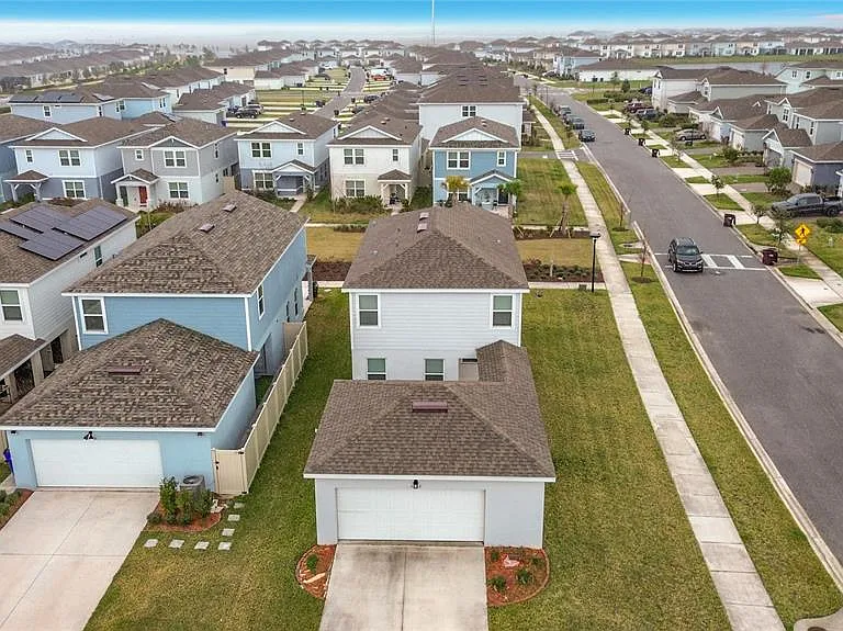 1823 Summer Serenity Dr — Photo 63