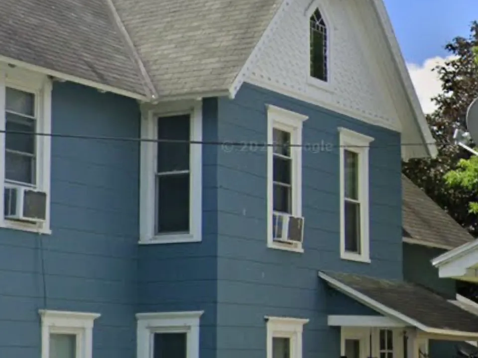 6 1/2 East Ave #2