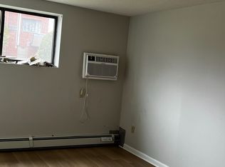 800 Governors Dr APT 3, Winthrop, MA 02152