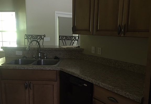 4th image of 536 SW Heathridge Dr