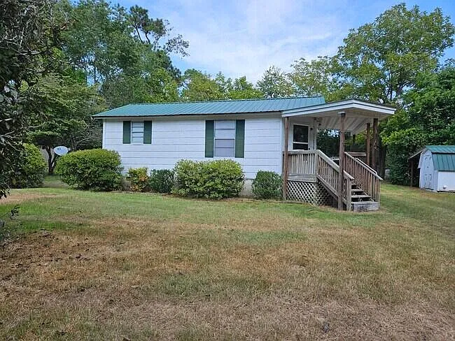 1 bed, 1.0 bath, 500 sqft, $900 — Photo 1