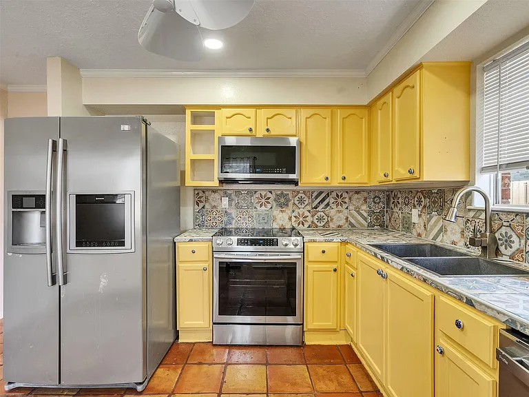 22538 Market Square Ln — Photo 20