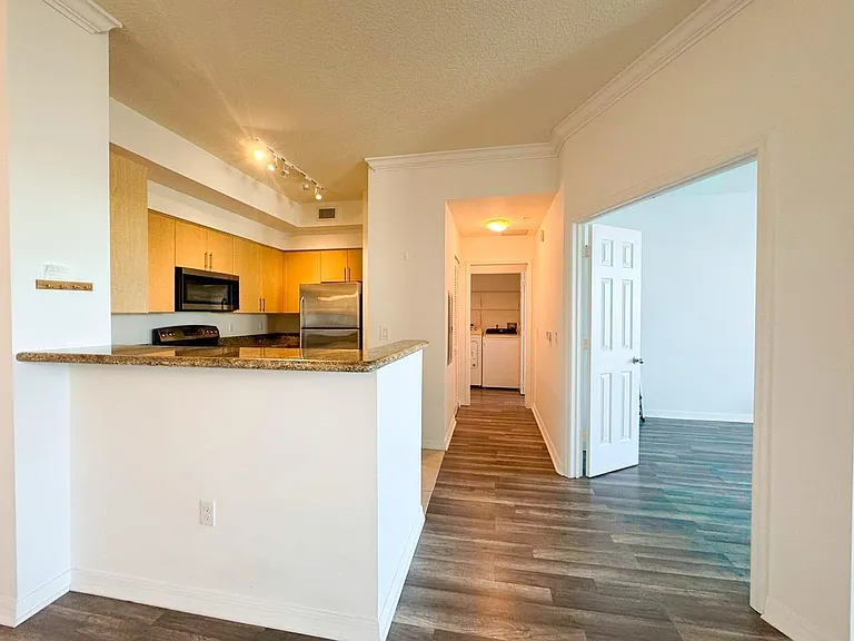 2421 NE 65th St #601 — Photo 13