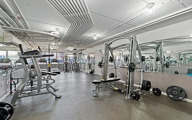 Sold by Modern Spaces | media 21