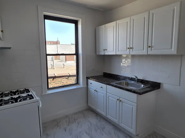 43-14 Judge Street image 3 of 12