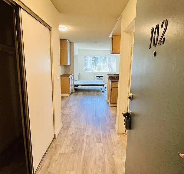 10075 Tujunga Canyon Blvd — Photo 8