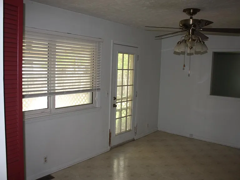722 E Park Lane St — Photo 6