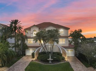 2424 Baywood Dr W, Dunedin, FL 34698
