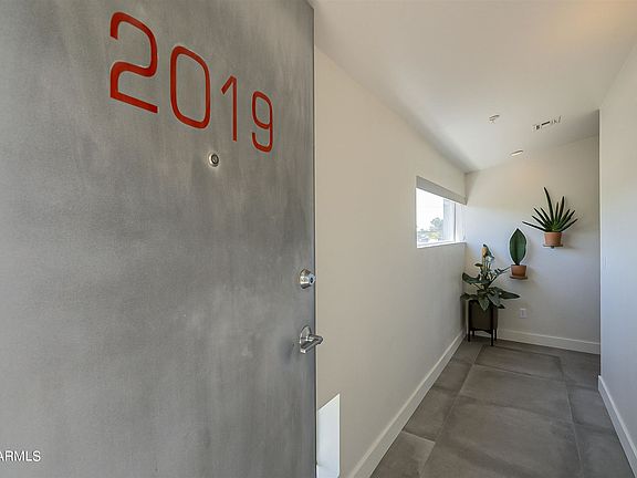 3rd image of 1111 W University Dr Unit 2019