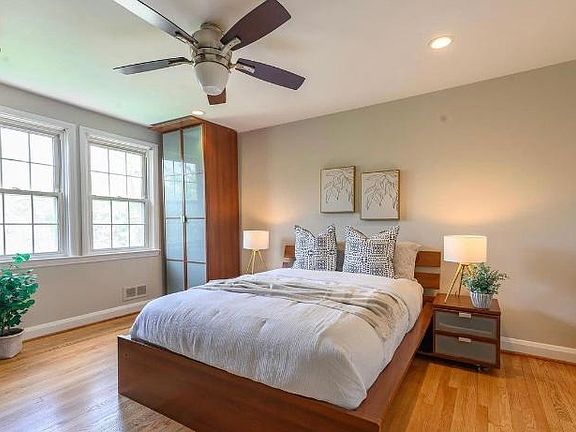 5th image of 353 Greenlow Rd