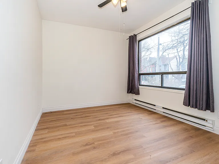 211 Brunswick Ave #B — Photo 4