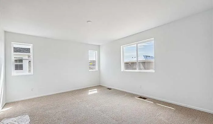 4180 Satinwood Dr — Photo 10