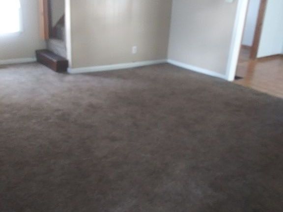 4th image of 451 W Paris St