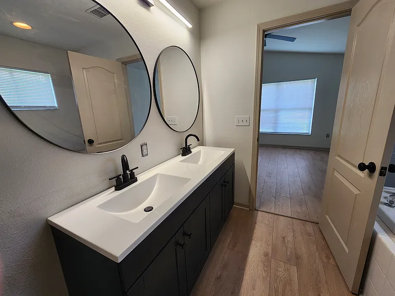 3333 Keswick Ct — Photo 5