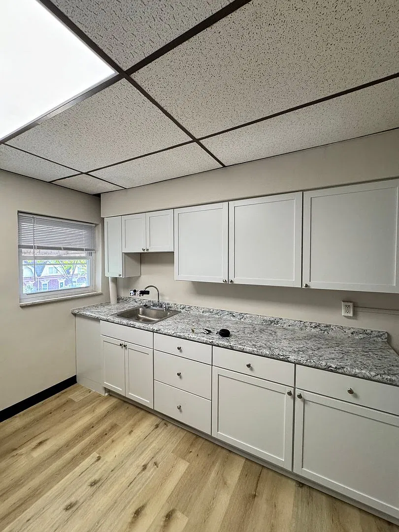 Newly Renovated 2-Bedroom Home in Hazelwood — Photo 4