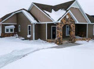 7605 Mulligan Way, Bismarck, ND 58503