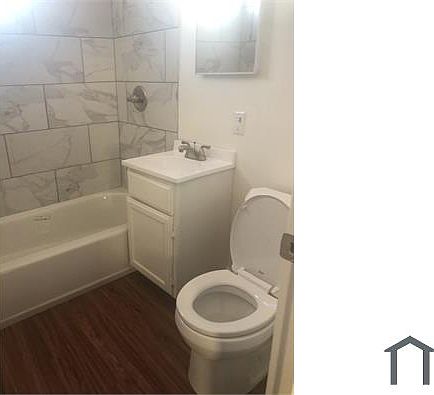 2nd image of 436 E Century Blvd APT 2
