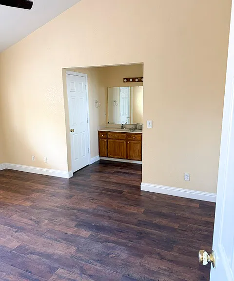 2394 Grapewood Ct — Photo 3