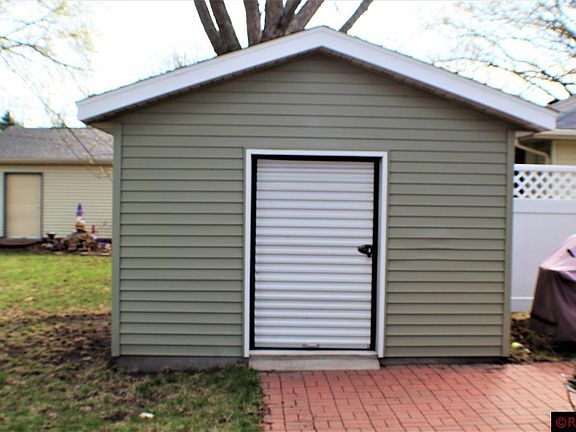 5th image of 120 E Welcome Ave