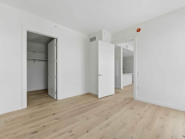 636 W 158th St #2B — Photo 11