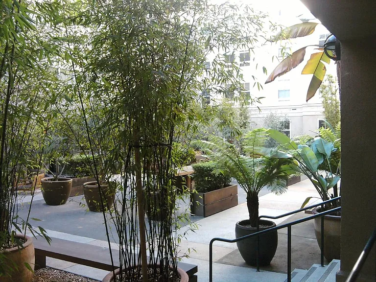 821 Folsom St — Photo 14