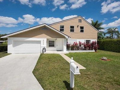 6735 SW 51st St, Miami, FL, 33155