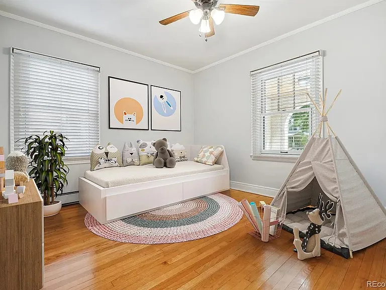 2327 S Columbine St — Photo 5