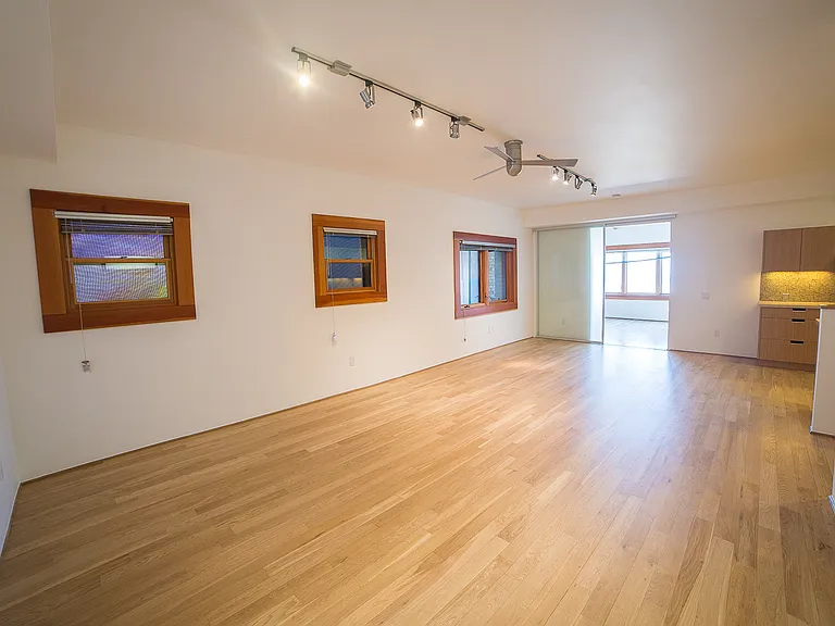 8 Brooks Ave #11 — Photo 13