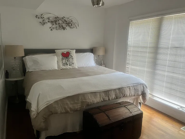 Island View Dr E — Photo 14