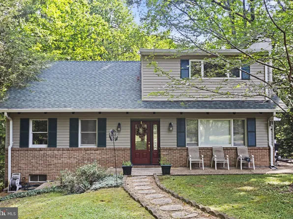 27086 Holly Ln, Mechanicsville, MD 20659