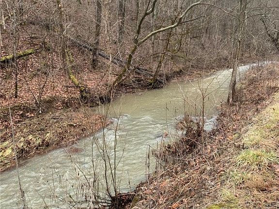 5th image of Fifteenmile Creek Rd