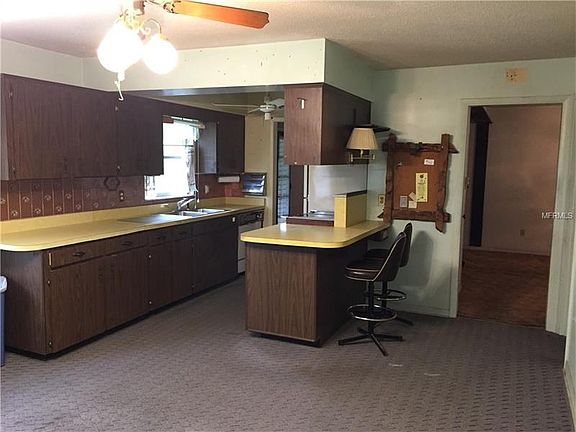 4th image of 7104 Tiffany Dr