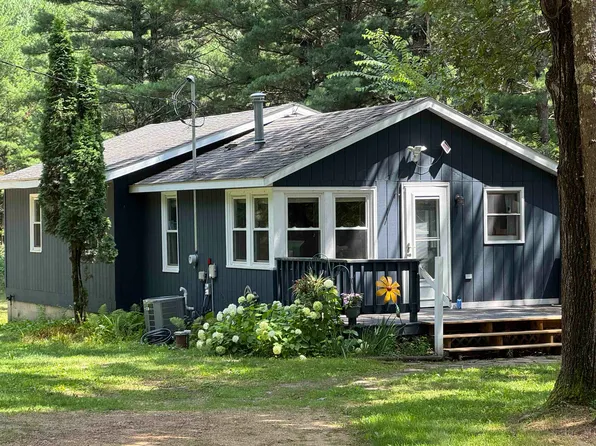 N9972 Blighton Dr, Wisconsin Dells, WI 53965