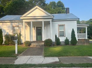 302 North Ave, Henderson, TN 38340