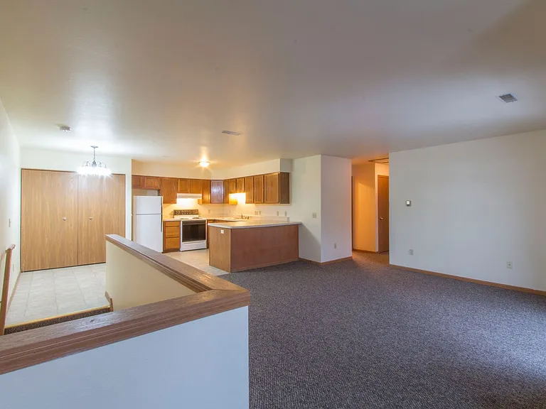 Whispering Pines Apartments — Photo 2