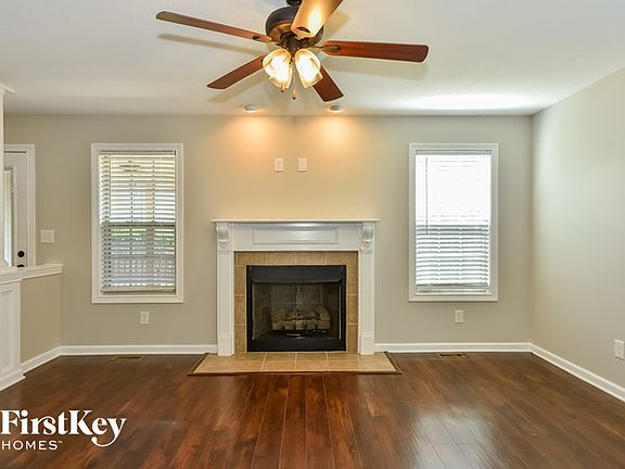 3rd image of 3721 Windhaven Ct