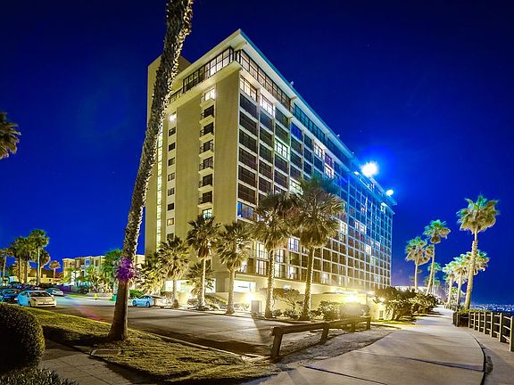 4th image of 4767 Ocean Blvd Unit 1208