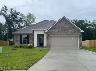 14316 Southern Maple Ave, Gulfport, MS 39503