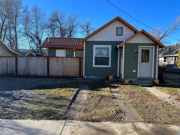 314 3rd Ave NE, Choteau, MT 59422