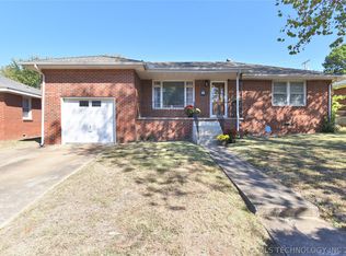 7471 E 2nd St, Tulsa, OK 74112