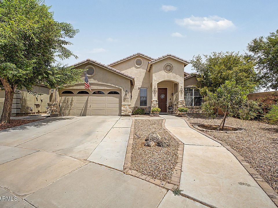 1st image of 43186 W LINDGREN Drive