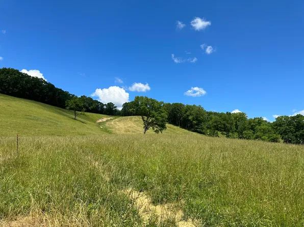 2506 Mount Zion Rd, East Bernstadt, KY 40729