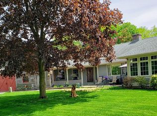 16 Braeburn Rd, South Deerfield, MA 01373