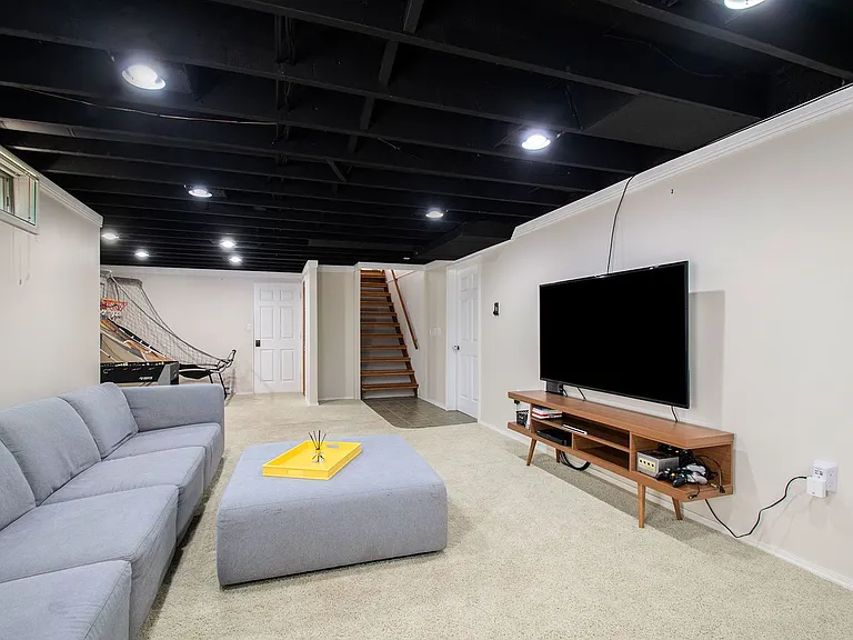 2601 Paulmar Ave — Photo 22