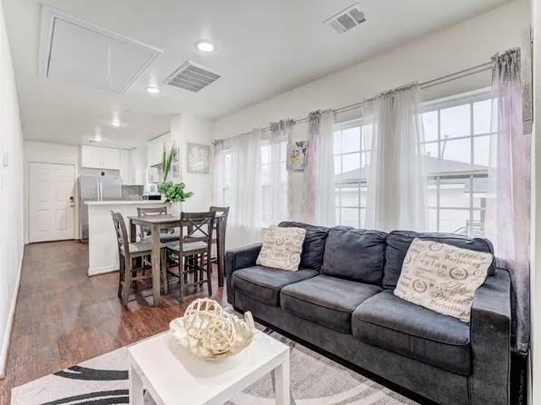 2720 Truxillo St, Houston, TX