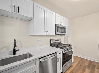 1608 Oakhurst St, Pittsburgh, PA 15210