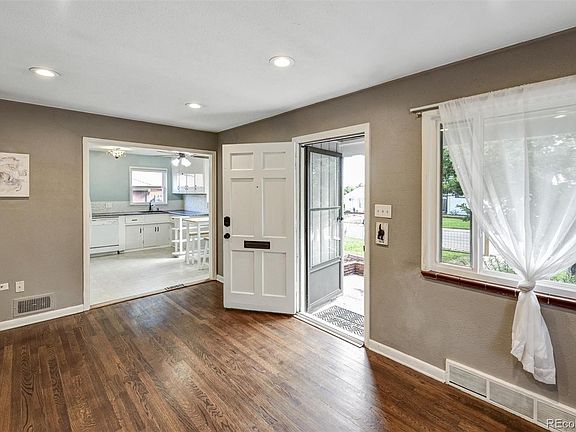 5th image of 1575 S Vallejo Street